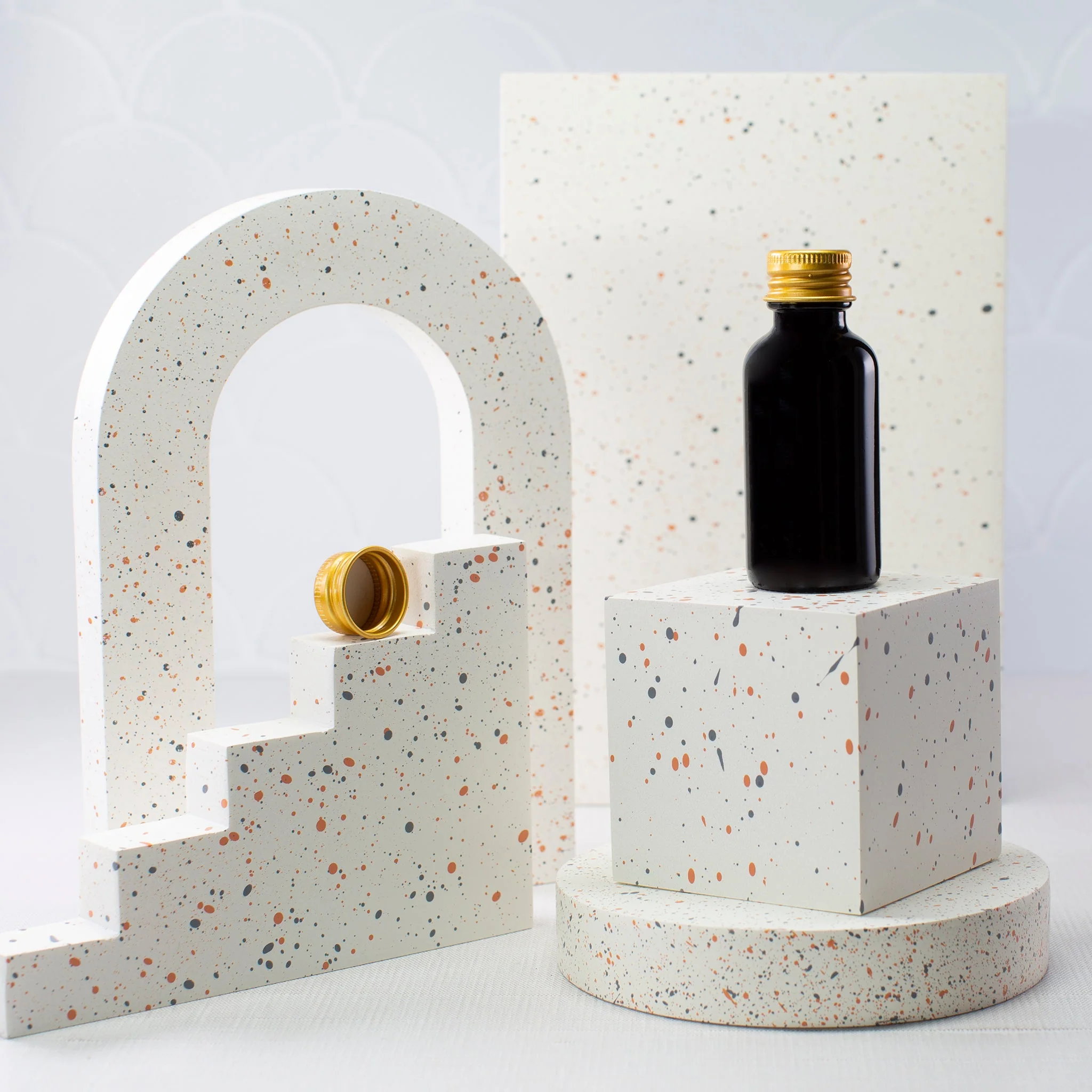 1 oz Black Glass Bottle with 20-400 Neck - Image 10