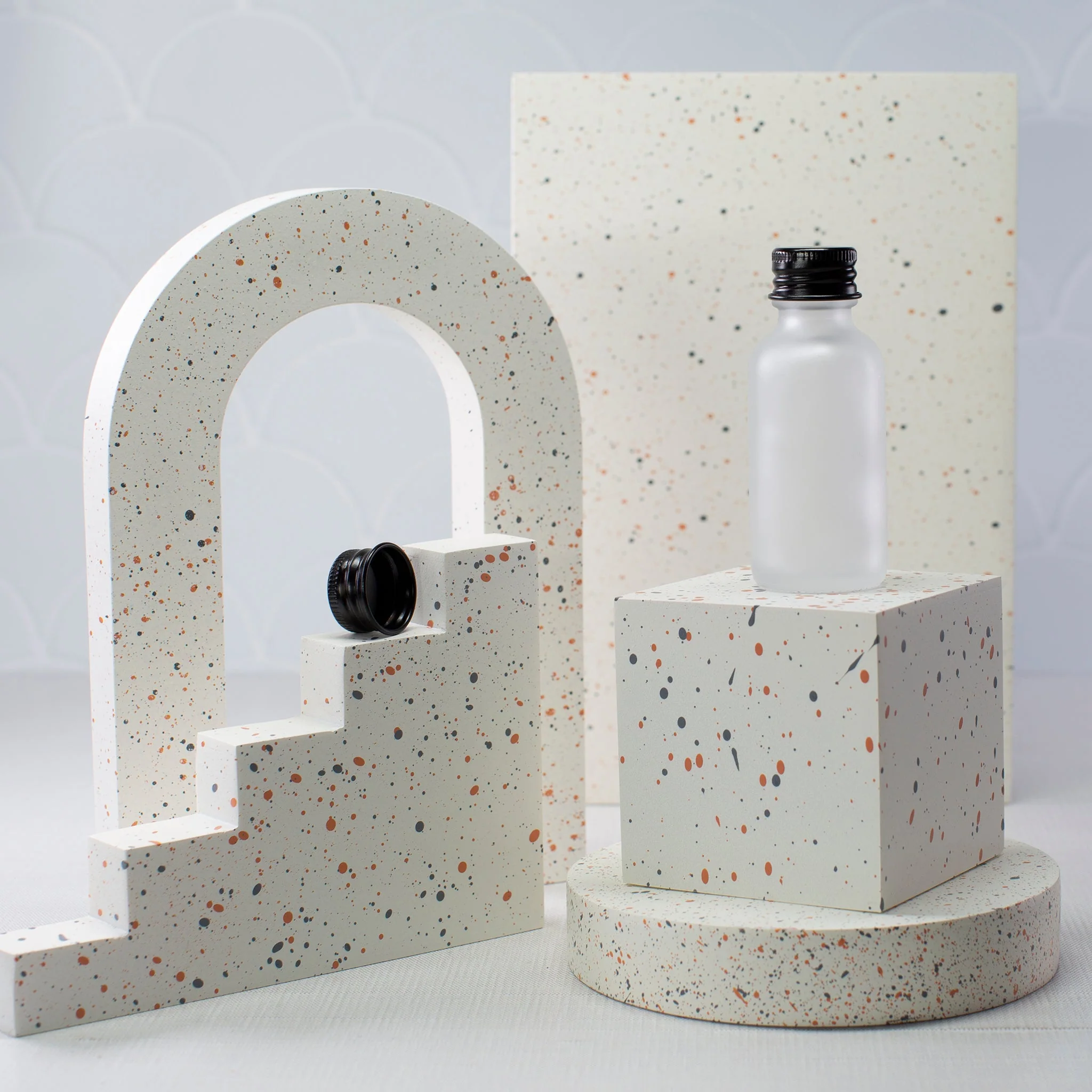 1 oz Frosted Glass Bottle with 20-400 Neck - Image 10