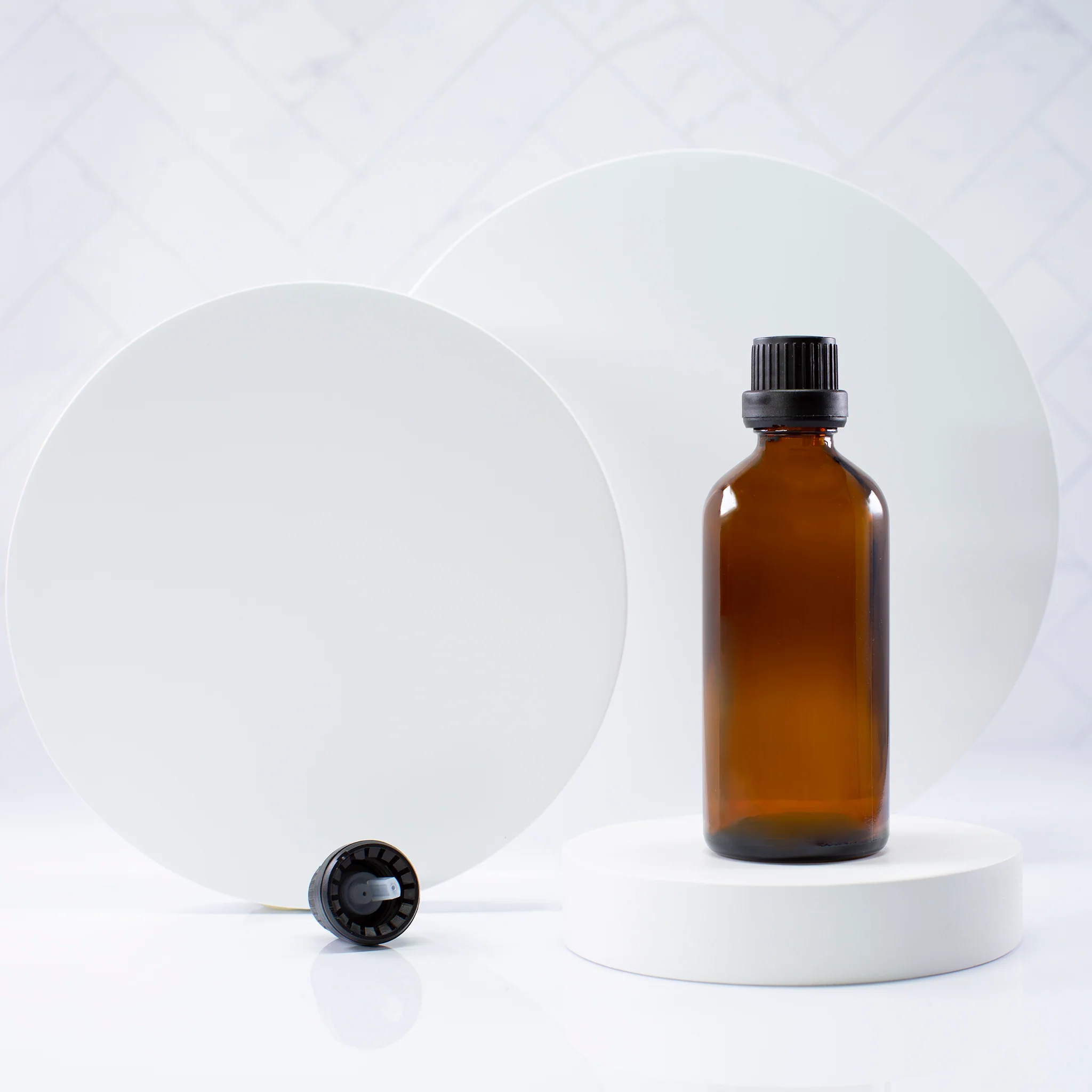 100 ml Amber Essential Oil Bottle with 18-400 Neck - Image 9