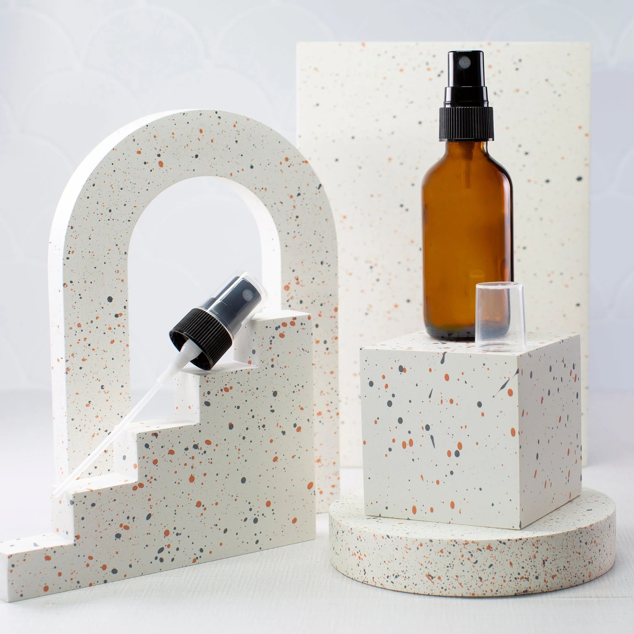 2 oz Amber Glass Bottle with 20-400 Neck - Image 4