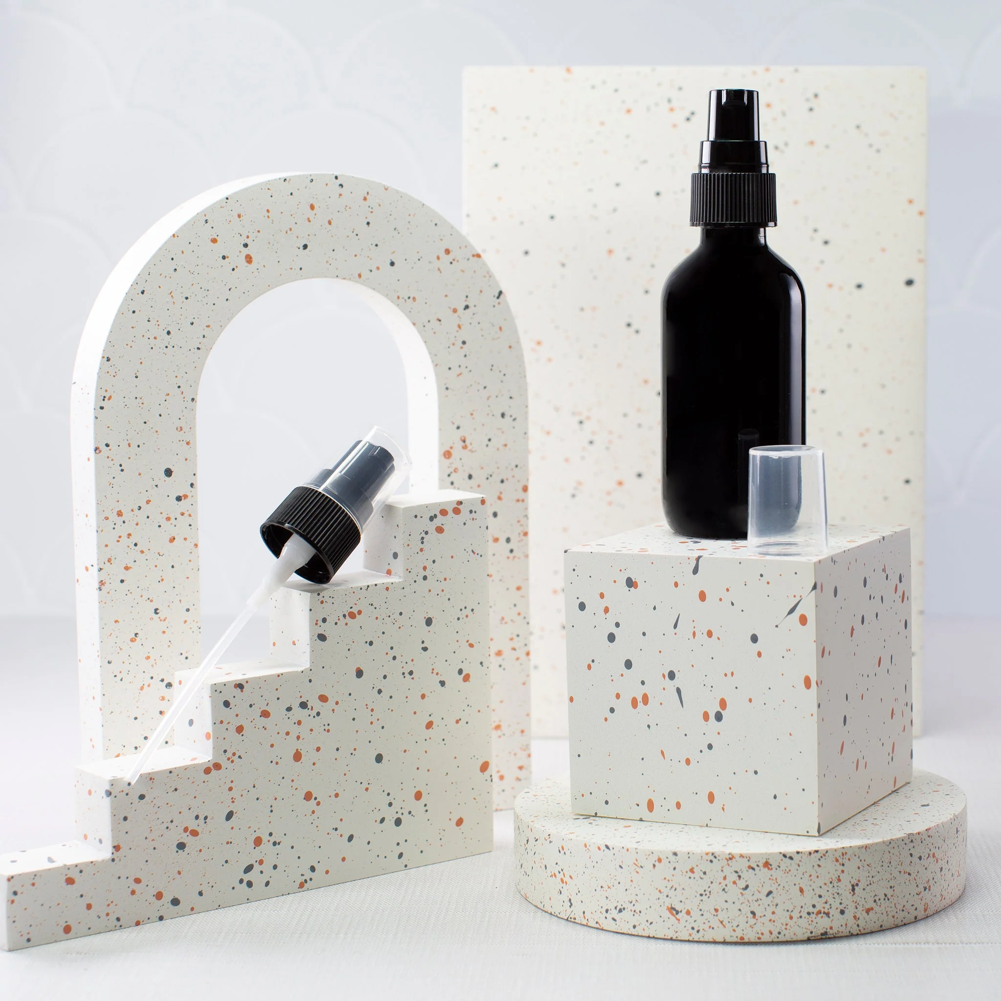 2 oz Black Glass Bottle with 20-400 Neck - Image 3