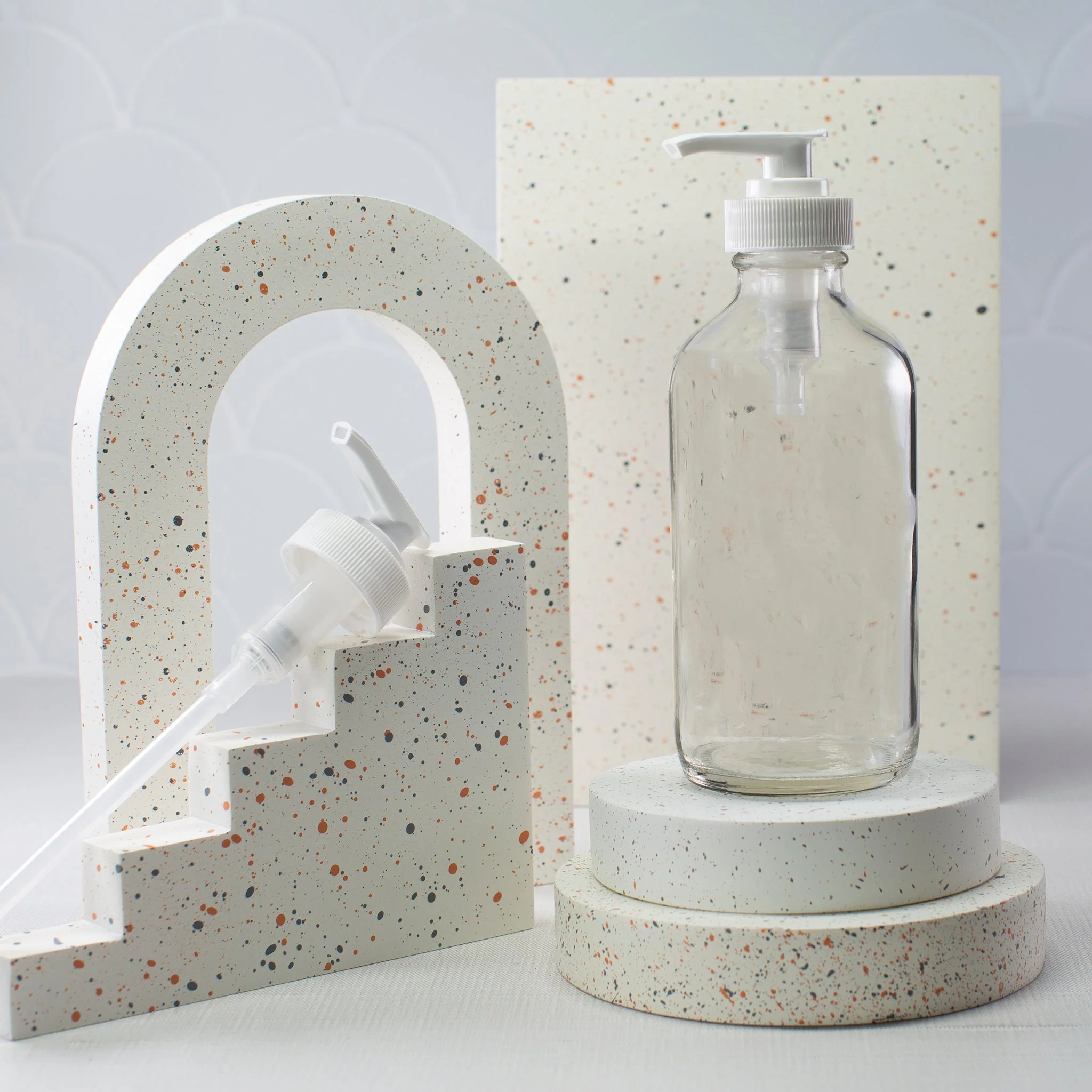 8 oz Clear Glass Bottle with 28-400 Neck - Image 4