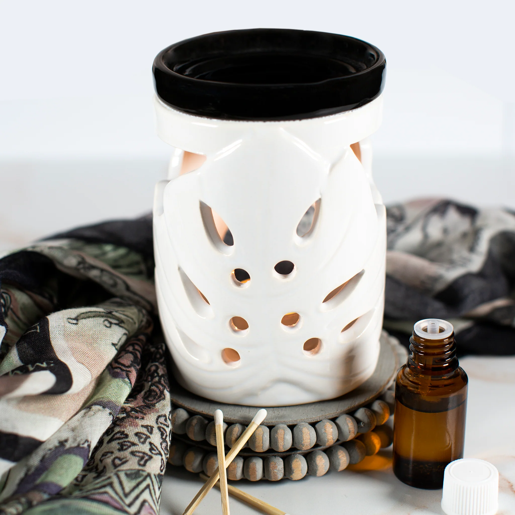 Bodhi Leaf Oil and Wax Melt Heater - Image 3